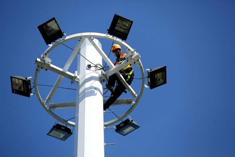 5G：网络建设大幕2019年开启 通信电源迎广阔市场空间